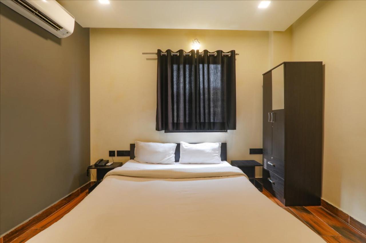 Fabexpress Lemon Grass Hotel Варанаси Екстериор снимка