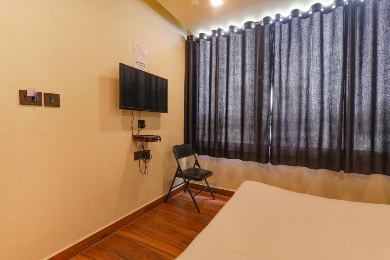 Fabexpress Lemon Grass Hotel Варанаси Екстериор снимка