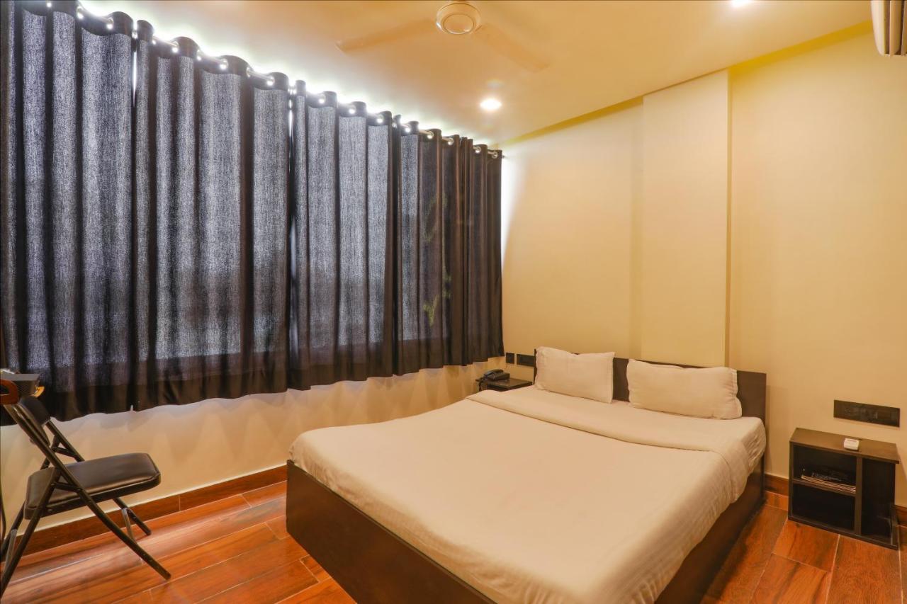 Fabexpress Lemon Grass Hotel Варанаси Екстериор снимка