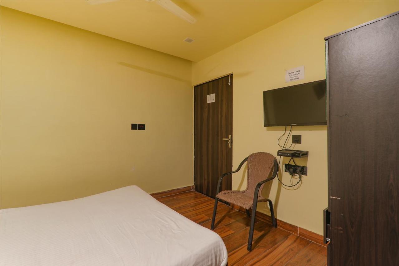 Fabexpress Lemon Grass Hotel Варанаси Екстериор снимка